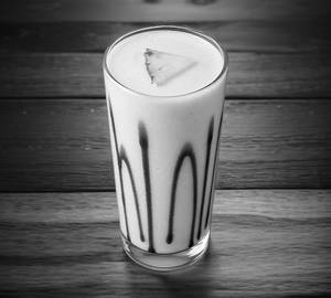 Pineapple milkshake