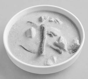 Mutton Kolhapuri Pandhara Rassa- White Gravy with Meat