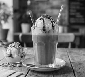 Cold Coffee With Icecream