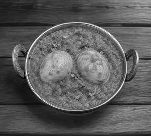 Egg curry [2 eggs]
