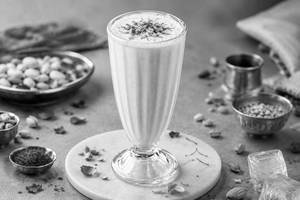 Kesar Thandaai Milkshake