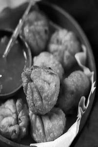 Fried Momos [5 Pcs]
