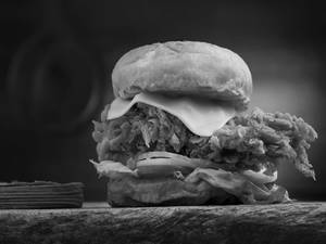 FRIED CHICKEN BURGER