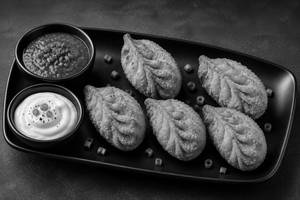 Veg Fried Momos [5 Pieces]