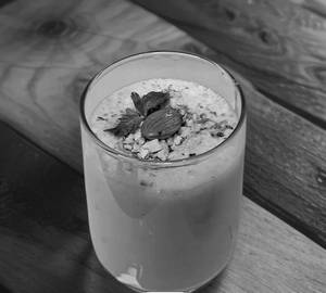 Sabja Lassi