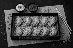 Veg Cheese Chilli Momos