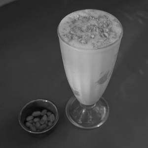 GOLDEN NUT SHAKE