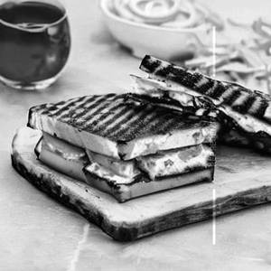 Paneer Makhani Grilled Sandwich