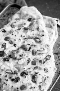 Fruit naan