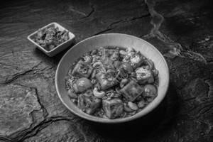 Cottage Cheese Butter Garlic [Gravy] [8 Pcs]
