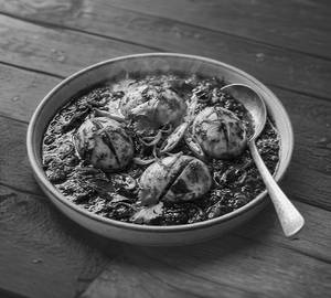 Home made egg curry [2 pieces]