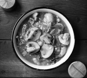 Mushroom Chilly Gravy