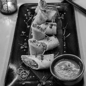 Veg Spring Roll [8 Pieces]