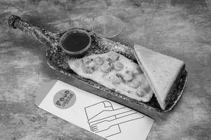 Chicken Omelette With Bread