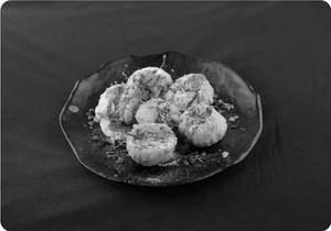 Dahi Golgappe*