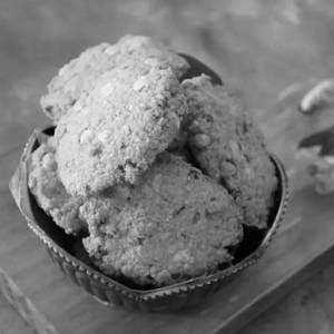 Paruppu Vada - Sambar (4 Nos with 1 Extra Chutney and choice of Sambar)