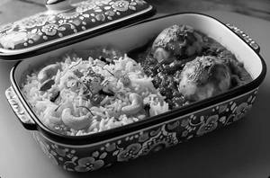 Basanti Pulao With Egg Kosha
