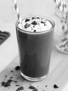 Chocolate shake without ice cream