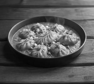 Paneer Gravy Momo