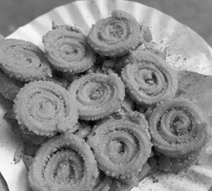 Murukku Sandwich