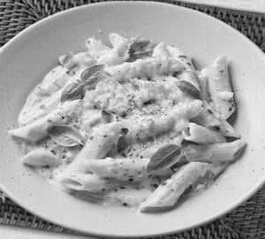 White Sauce Pasta