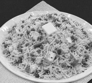 Veg Butter Paneer Fried Rice   Basmati [ 500 ML ] ( no onion no garlic )