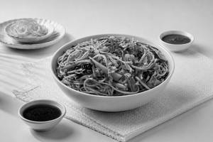 Veg Chilli Garlic Noodles