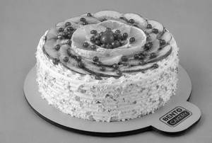 Fresh Fruit Cake