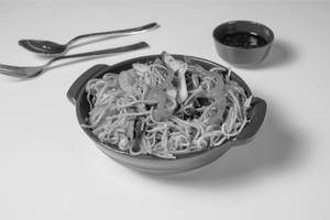Chilli Garlic Noodles Veg