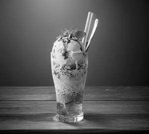 Rose Falooda with Vanilla ice cream