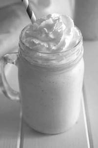 Strawberry shake without ice cream