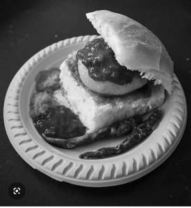 Schezwan Vada Pav