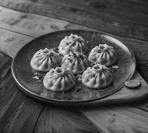 Steamed Paneer Momos