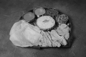 Bombil Thali