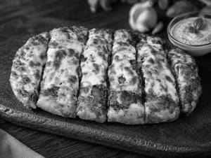 Pesto Garlic Bread