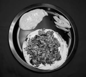 Kuboos Shawarma Plate