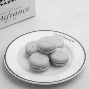 MANGO PASSION MACARON