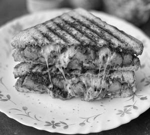 Aloo Cheese Toast