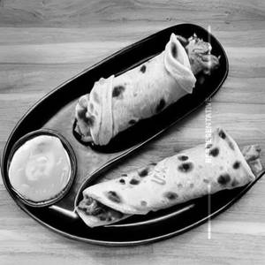 Egg Chicken Seekh Roll