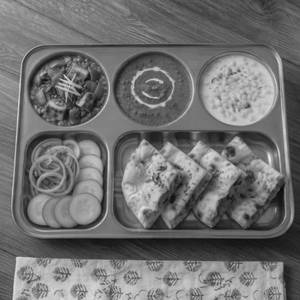 Paneer Naan Thali