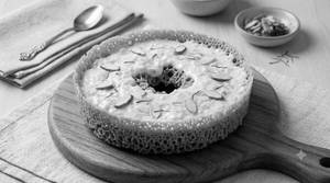 Ghewar Malai [ Piece]