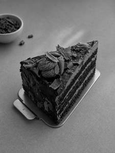 Chocolate Flakes Pastry 100g