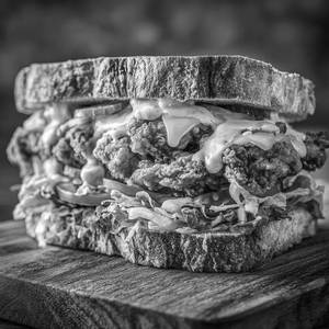 Chichen Zinger Sanwich