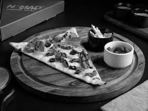 Jumbo Slice - Roasted Pepper & Sun Dried Tomato Pizza