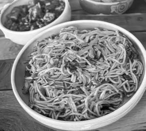 Schezwan Veg Noodles