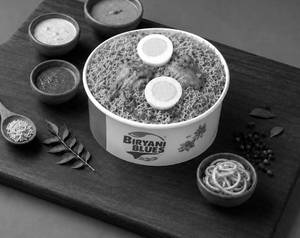 Andhra Chicken Biryani Bowl (2 Pcs) + Raita