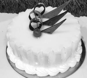 Luxury pinnaple cake