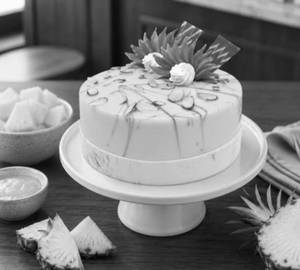 Eggless Pineapple Bliss Cake (1/2 kg)