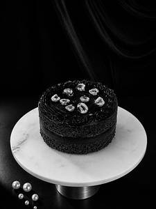 Hazelnut Chocolate Mini Cake (300g)