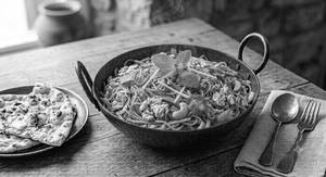 Egg Schezwan Noodles